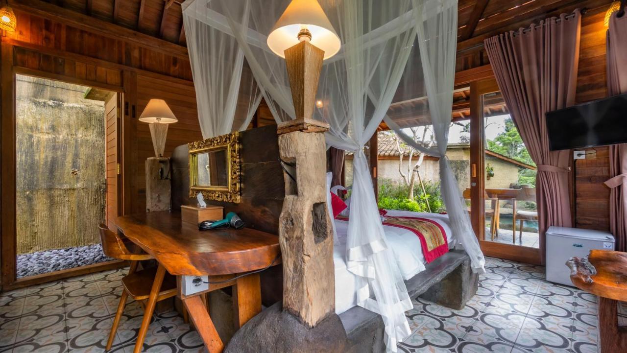 Iyume Villas เตกากาลัง ภายนอก รูปภาพ