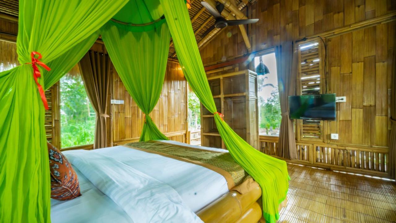 Iyume Villas เตกากาลัง ภายนอก รูปภาพ